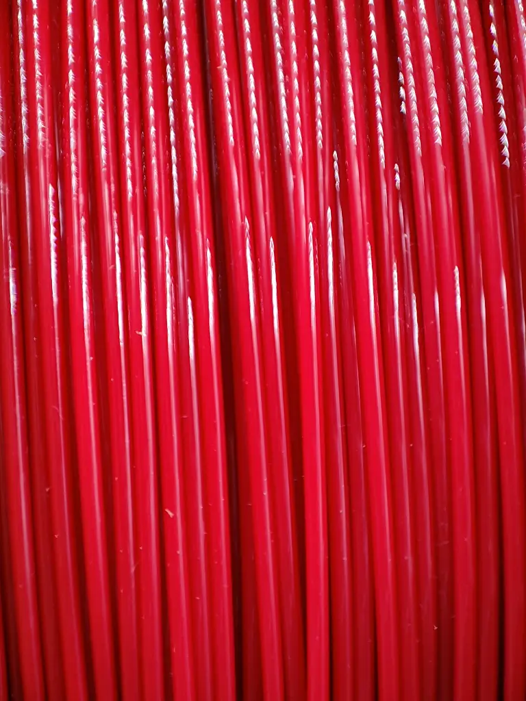 HTPET+ Seismic Red (cardboard) - zoom.webp